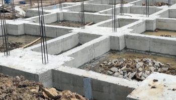 Understanding the Main Types of Building Foundations